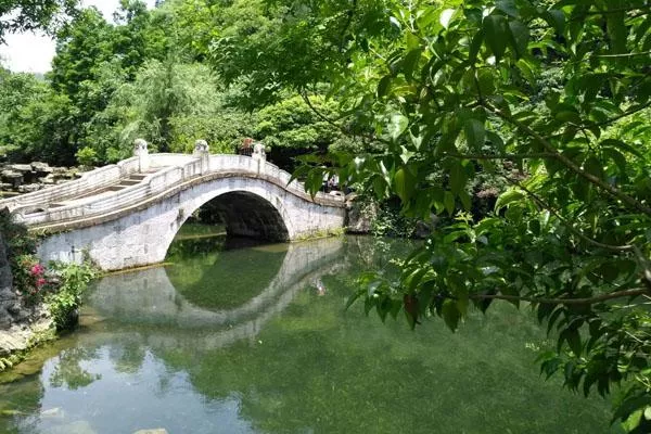 貴陽(yáng)黔靈山公園好玩嗎 有什么景點(diǎn)