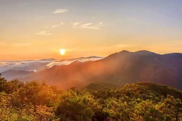 成都龍泉山看日出的最佳地點