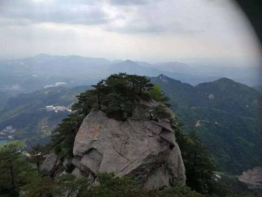 龜峰山風(fēng)景區(qū)好玩嗎 龜峰山旅游攻略