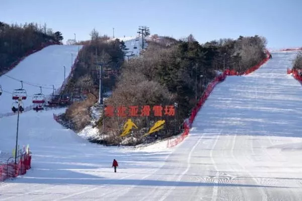 東北亞滑雪場(chǎng)門(mén)票價(jià)格2023